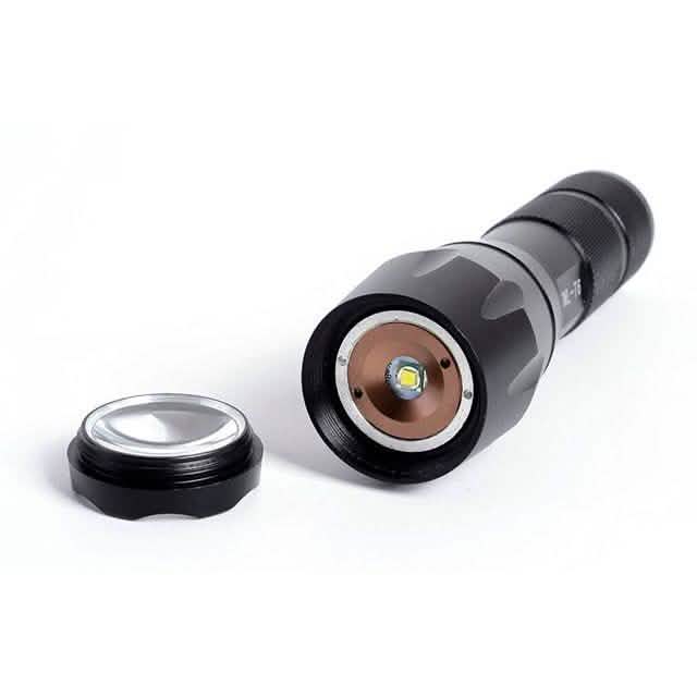 1600 Lumen Aluminum Alloy Tactical Flashlight with Zoom - PW PitStop