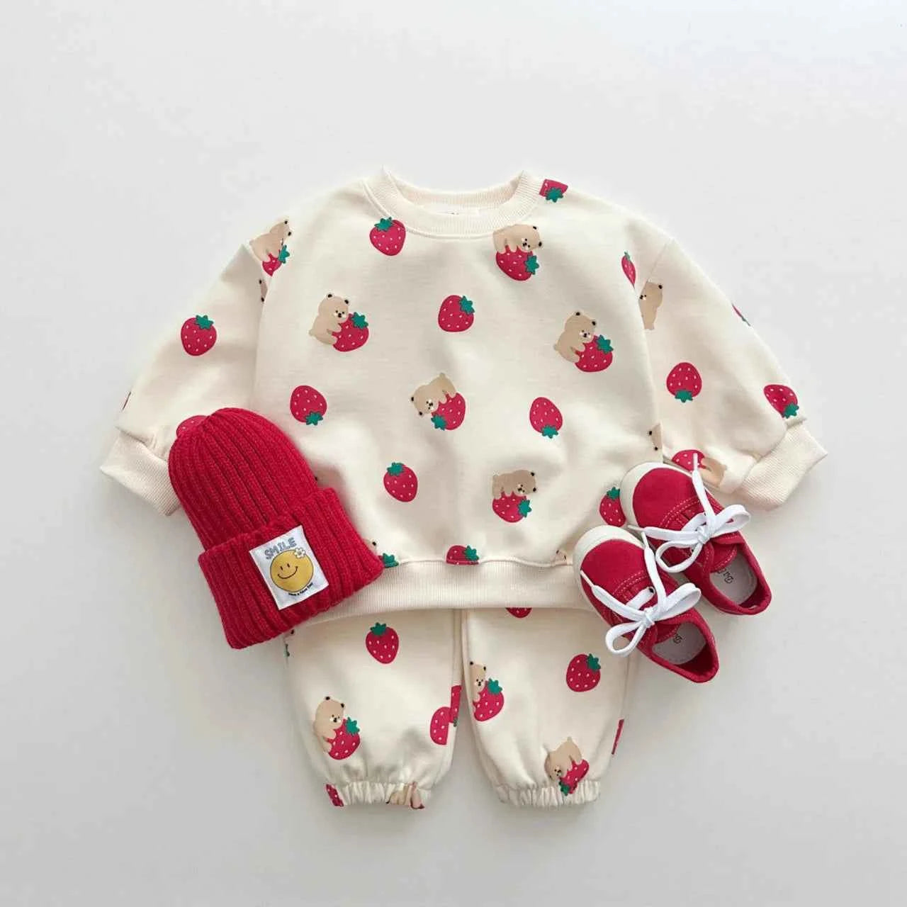 Pants and Sweatshirt Set Strawberries