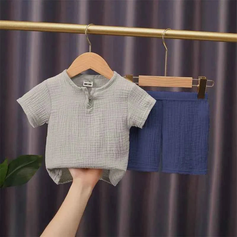 2-piece summer t-shirt and shorts set