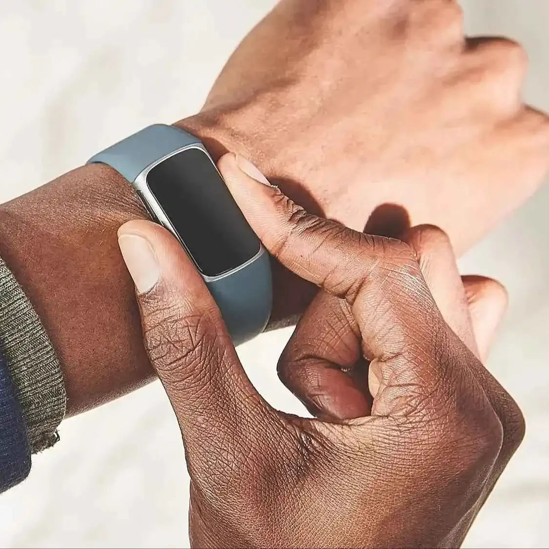 NNEOBA Health Fitness Tracker with Built-in GPS Blue