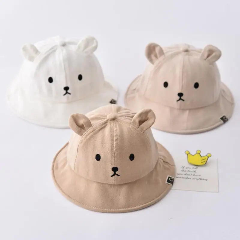 Summer cap with fun animals