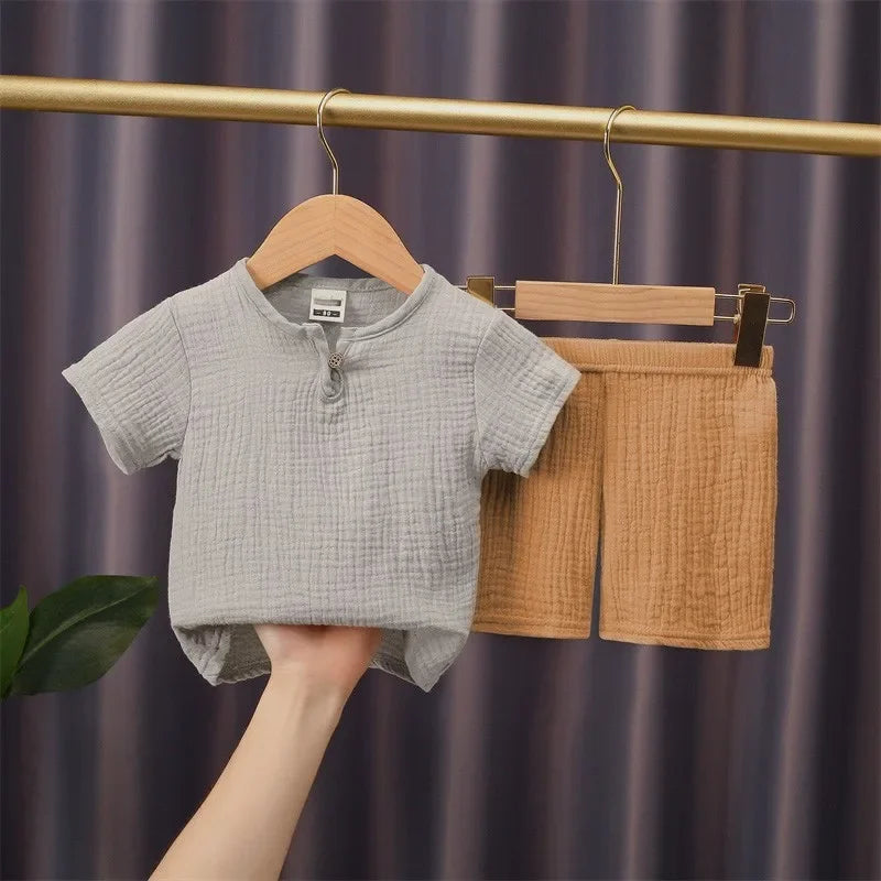 2-piece summer t-shirt and shorts set