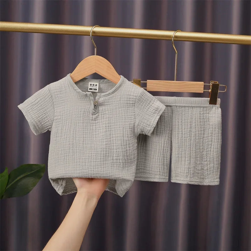 2-piece summer t-shirt and shorts set