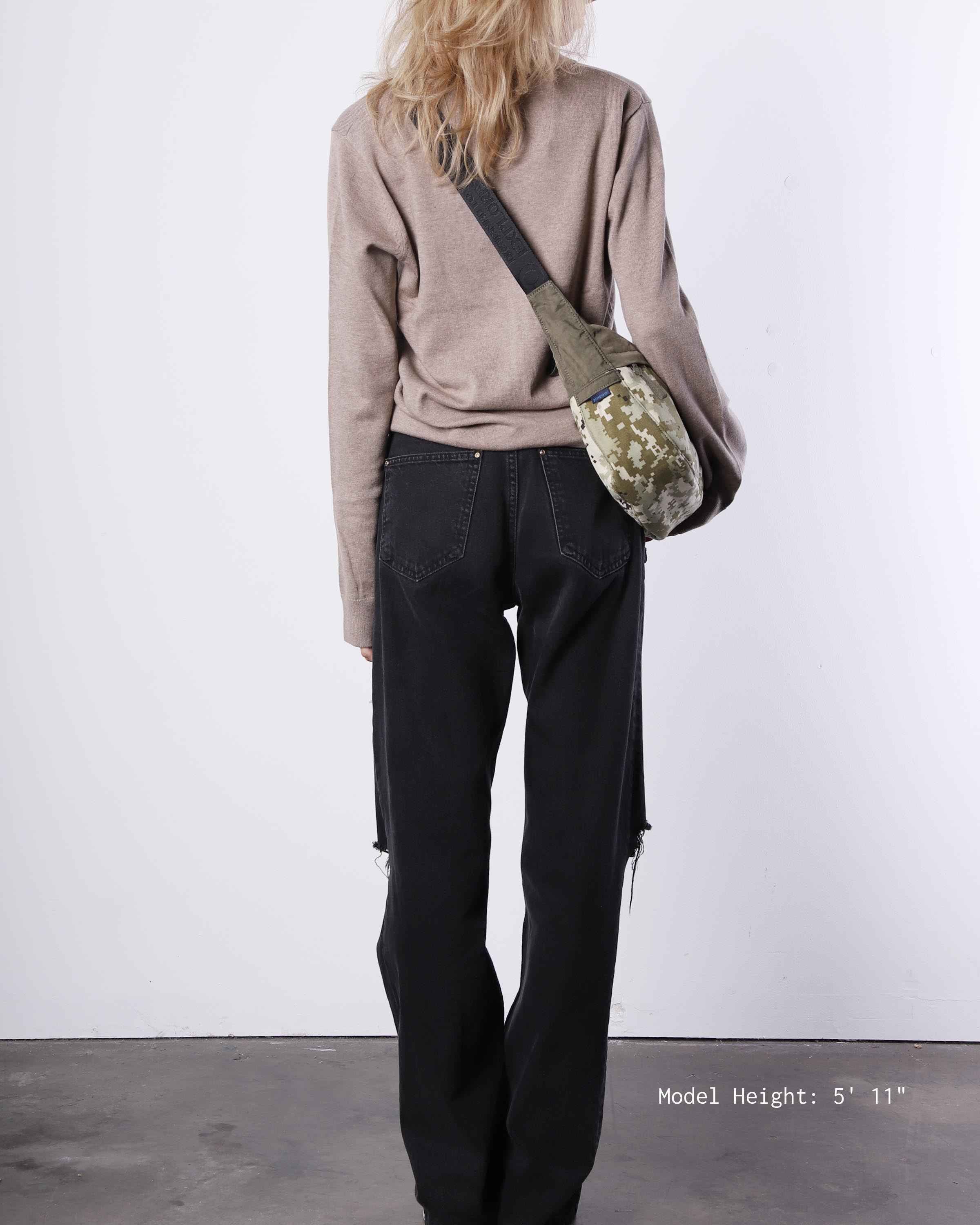 EVERYWHERE CRESCENT II (Camo/Olive)