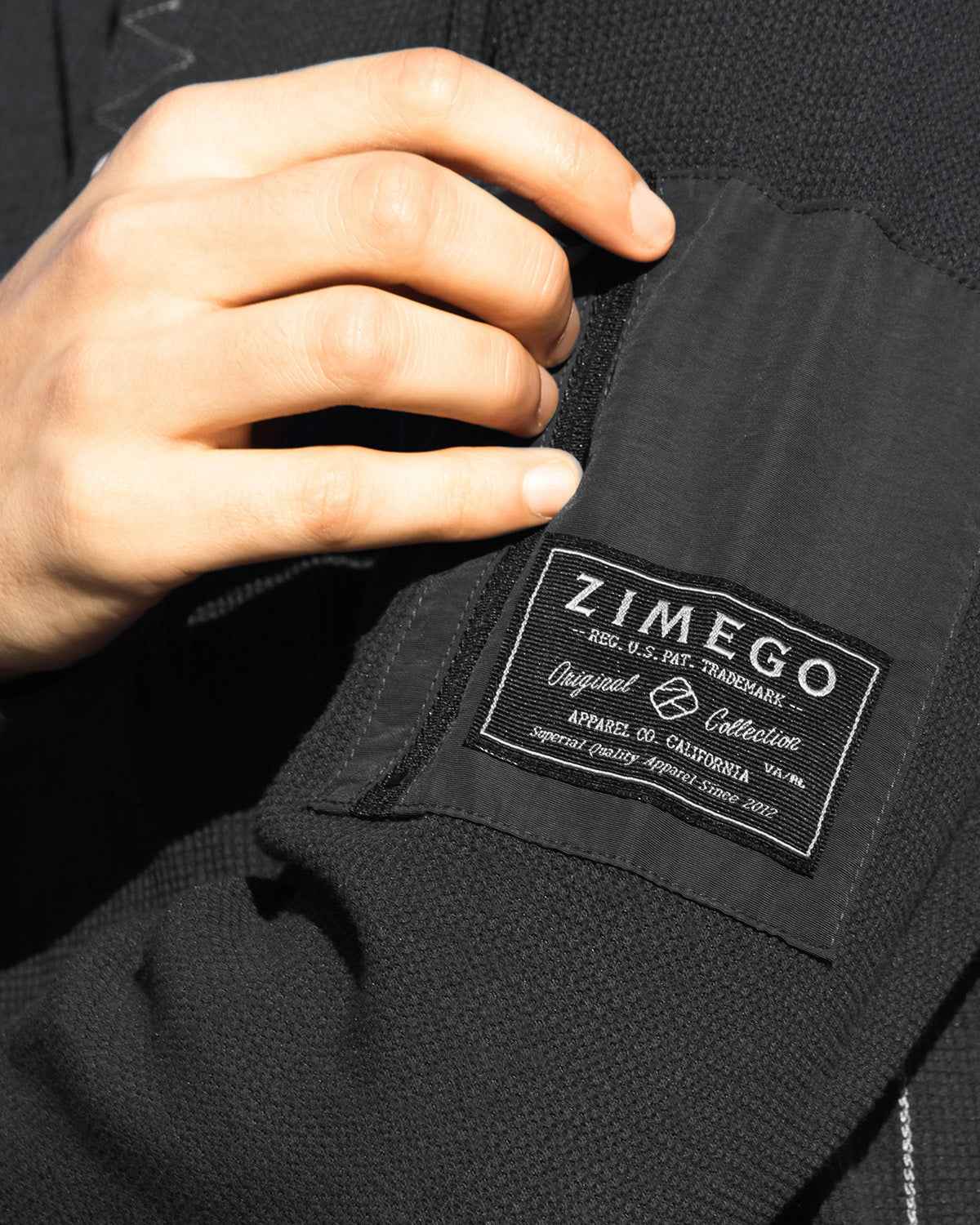 Lightweight Long Sleeve Thermal Henley With Arm Pocket (Black)